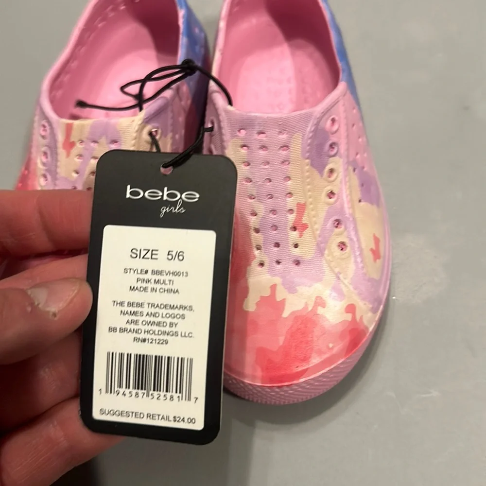 BEBE GIRLS TODDLER PAINT SPLATTER WATER SHOES: PINK: NWT: SZ 5/6